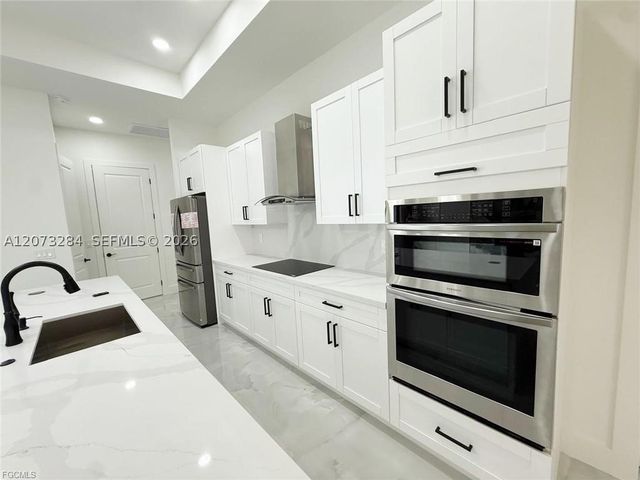 2915 49TH ST W, Lehigh Acres, FL 33971