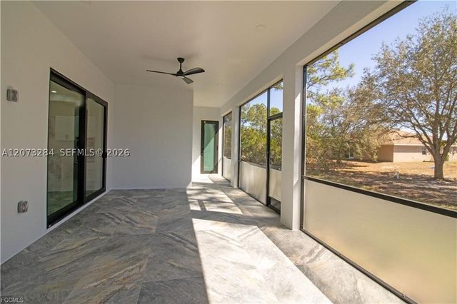 2915 49TH ST W, Lehigh Acres, FL 33971
