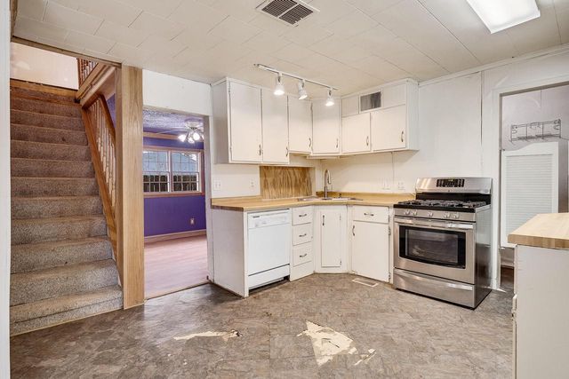 405 West AVENUE, Mauston, WI 53948