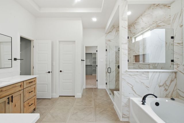 676 Jennings Lane, Azle, TX 76020