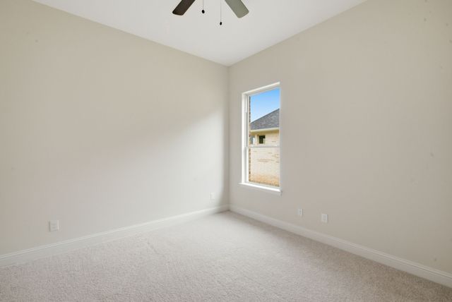 676 Jennings Lane, Azle, TX 76020