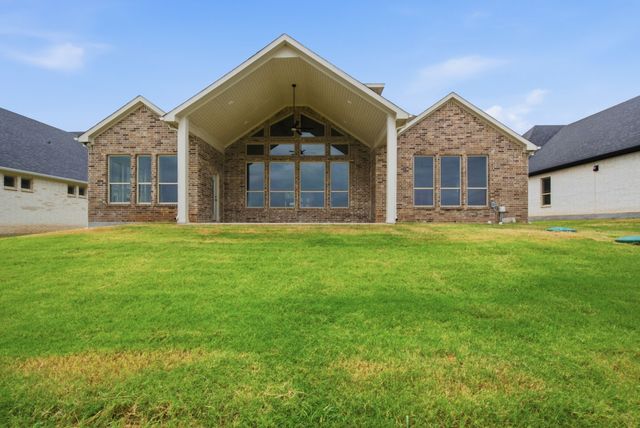 676 Jennings Lane, Azle, TX 76020