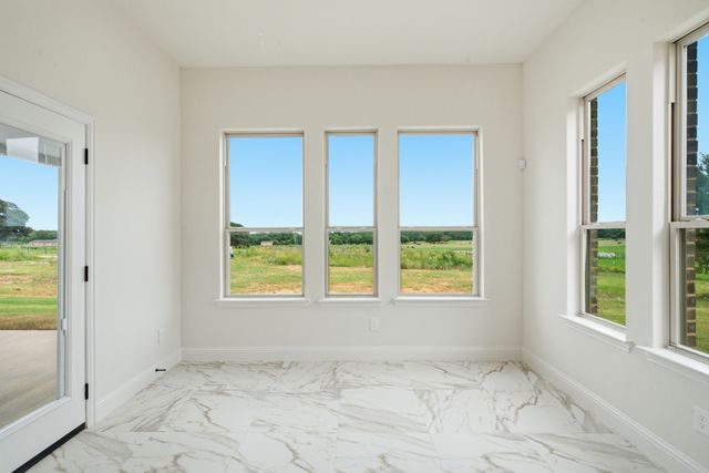 676 Jennings Lane, Azle, TX 76020