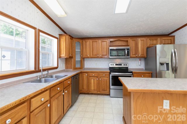 25 Sienna Drive, Asheville, NC 28806