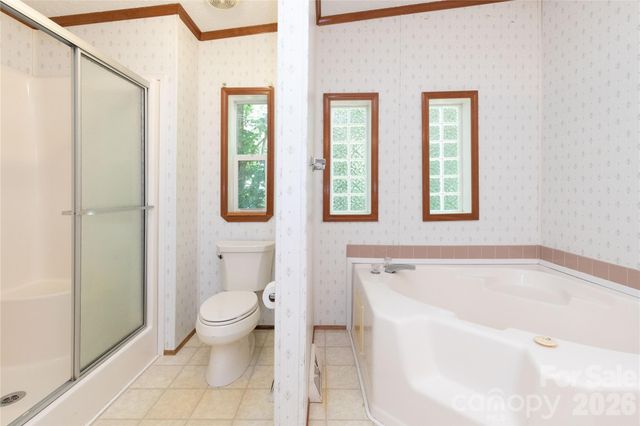 25 Sienna Drive, Asheville, NC 28806
