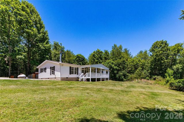 25 Sienna Drive, Asheville, NC 28806