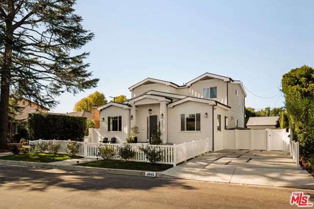 4943 Stern Avenue, Sherman Oaks, CA 91423