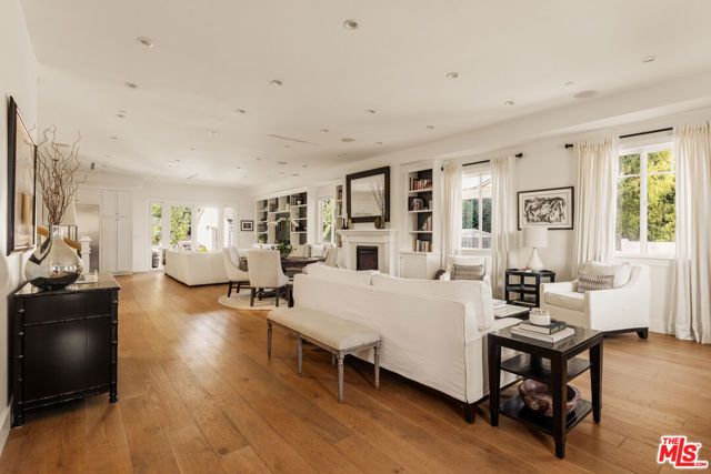 4943 Stern Avenue, Sherman Oaks, CA 91423