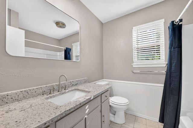 912 Shell Court, Bedford, TX 76022