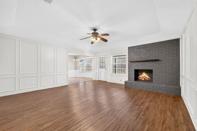 912 Shell Court, Bedford, TX 76022