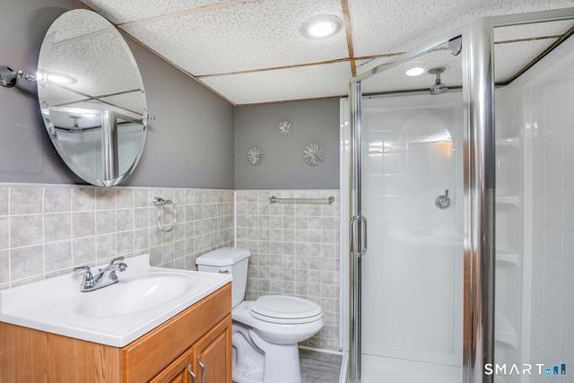 128 Auburn Street, Stratford, CT 06614