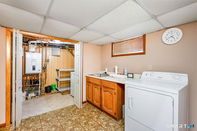 128 Auburn Street, Stratford, CT 06614