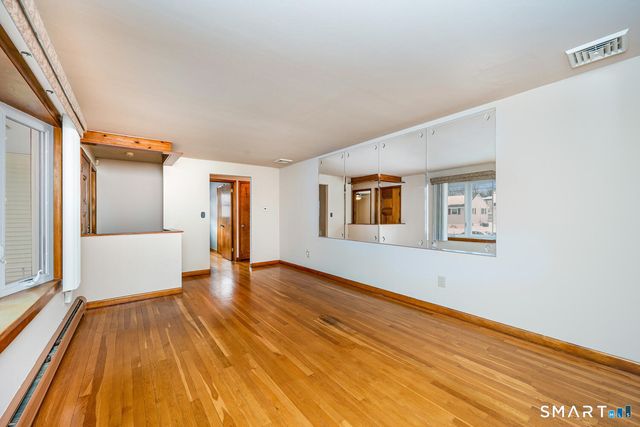 128 Auburn Street, Stratford, CT 06614