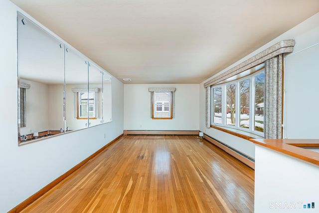 128 Auburn Street, Stratford, CT 06614