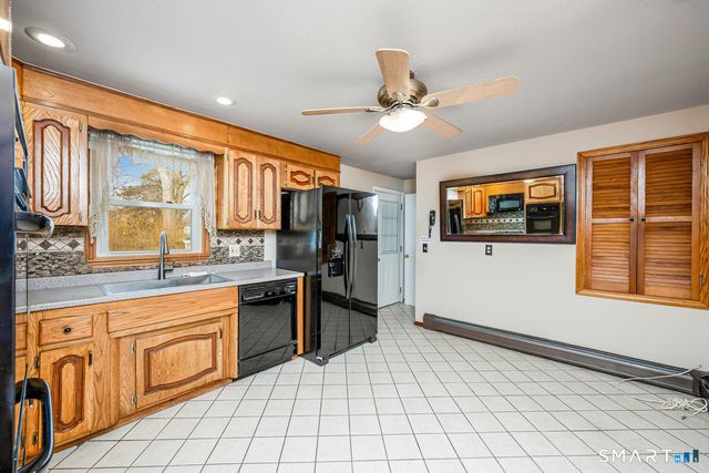 128 Auburn Street, Stratford, CT 06614