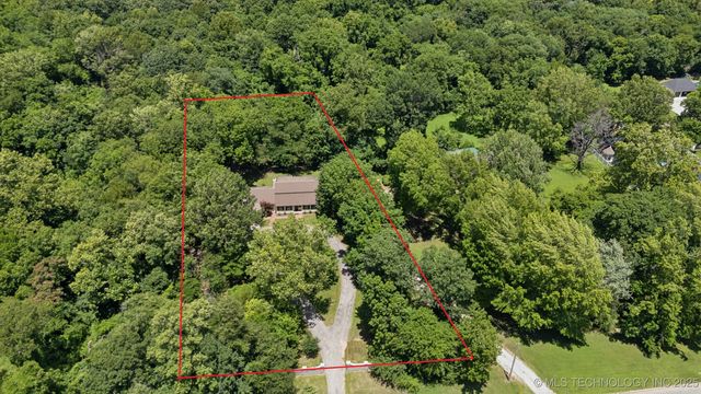 490 E New Orleans Street, Broken Arrow, OK 74011