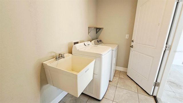 210 LIME TREE PARK, Rotonda West, FL 33947