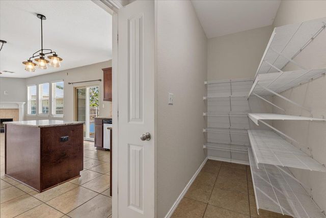 108 Quarry LN, Liberty Hill, TX 78642