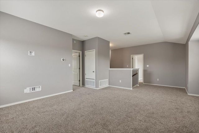 108 Quarry LN, Liberty Hill, TX 78642