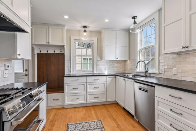 3833 Drew Avenue S, Minneapolis, MN 55410