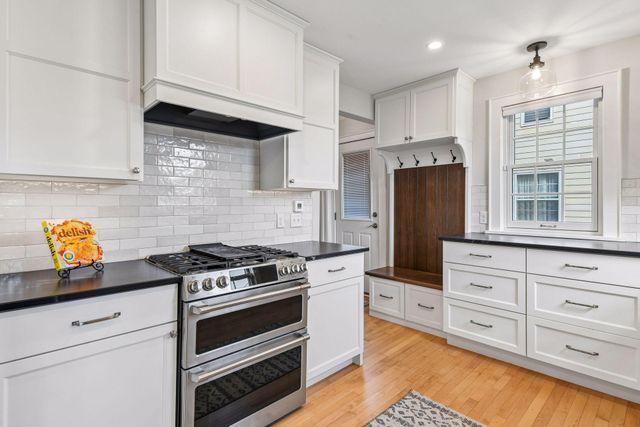 3833 Drew Avenue S, Minneapolis, MN 55410