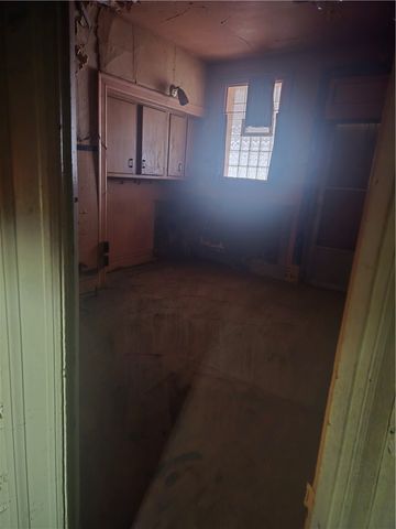 6821 Frankstown Ave, Homewood Brushton, PA 15208