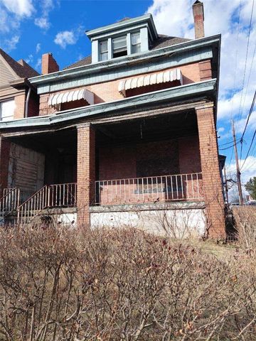 6821 Frankstown Ave, Homewood Brushton, PA 15208
