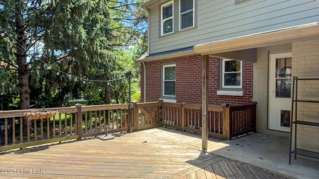 521 Dover Rd, Louisville, KY 40206