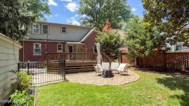 521 Dover Rd, Louisville, KY 40206