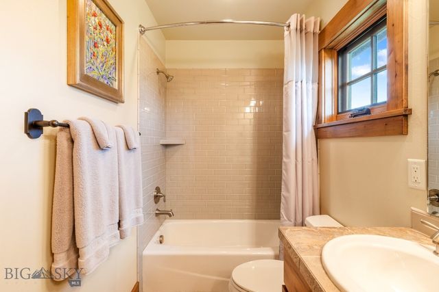 171 Brave Heart Loop, Bozeman, MT 59718