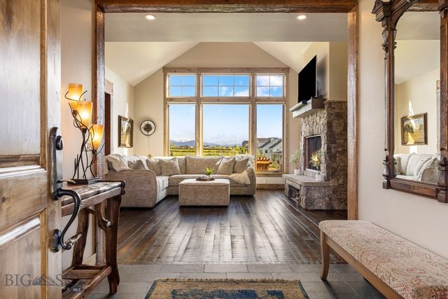 171 Brave Heart Loop, Bozeman, MT 59718