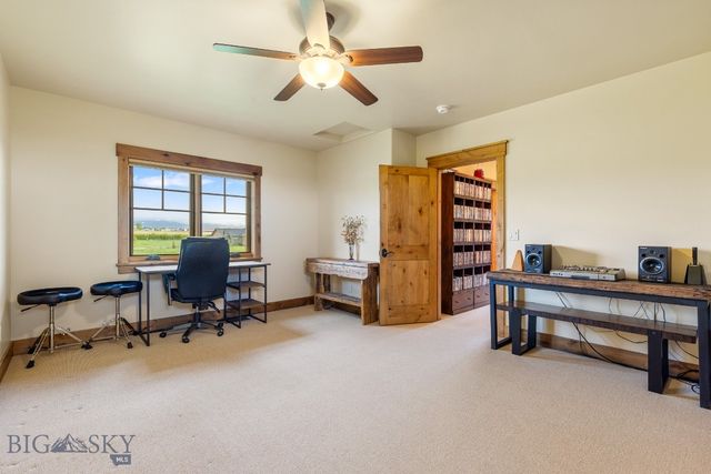171 Brave Heart Loop, Bozeman, MT 59718