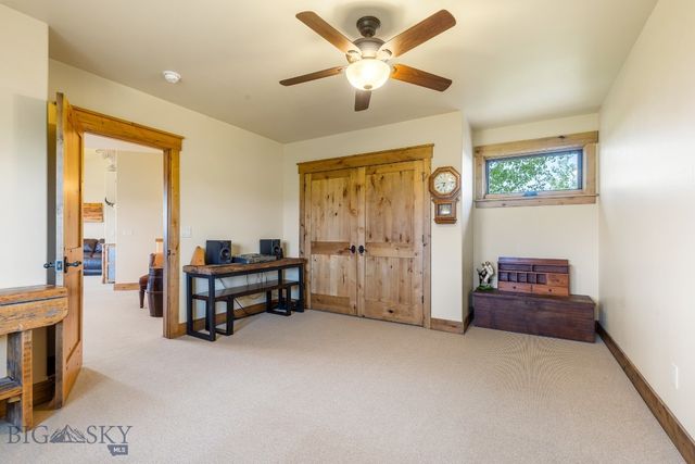 171 Brave Heart Loop, Bozeman, MT 59718