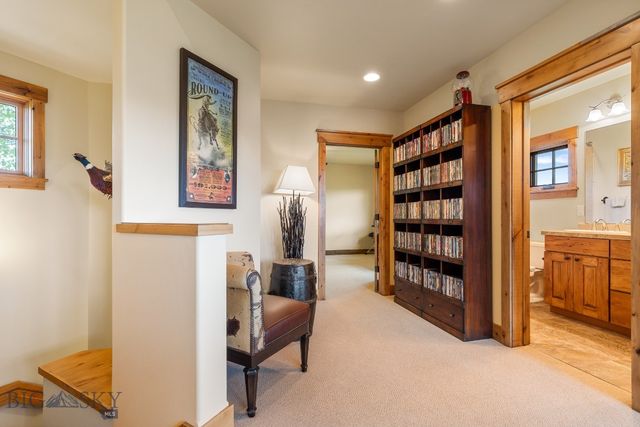 171 Brave Heart Loop, Bozeman, MT 59718