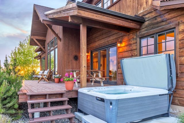 171 Brave Heart Loop, Bozeman, MT 59718