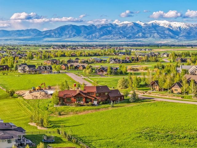 171 Brave Heart Loop, Bozeman, MT 59718