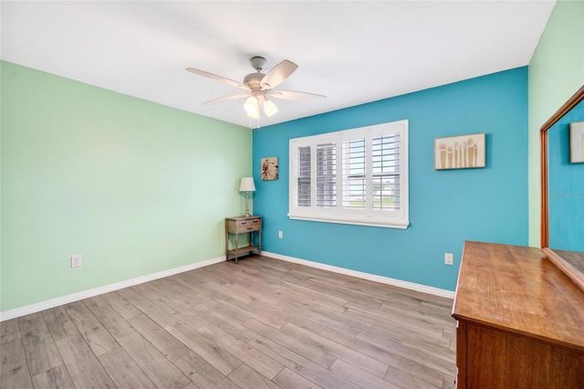 827 OAKMONT AVENUE, Sun City Center, FL 33573
