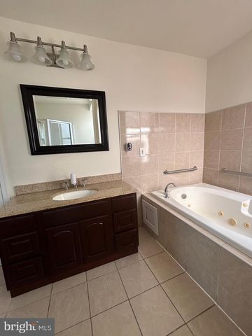 1008 WINTON ST, Philadelphia, PA 19148