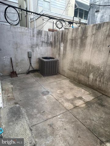 1008 WINTON ST, Philadelphia, PA 19148