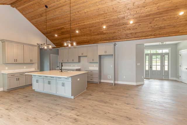 554 Colson Drive, Bronston, KY 42518