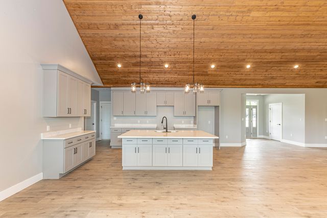554 Colson Drive, Bronston, KY 42518