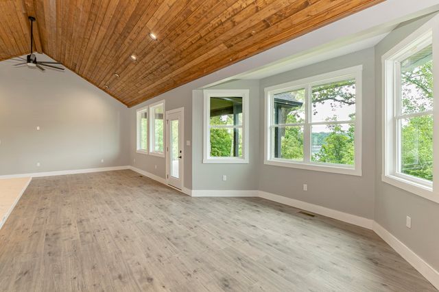 554 Colson Drive, Bronston, KY 42518