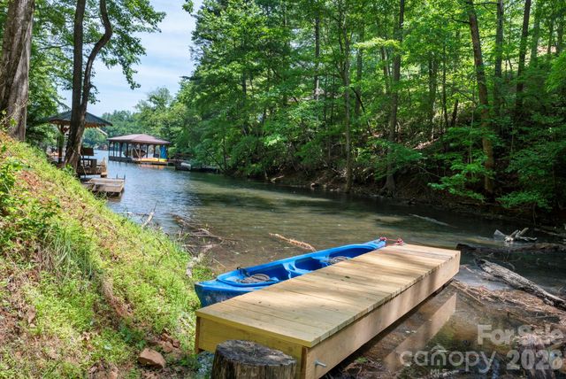 378 Dobson View Drive, Nebo, NC 28761
