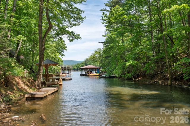 378 Dobson View Drive, Nebo, NC 28761