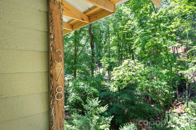 378 Dobson View Drive, Nebo, NC 28761