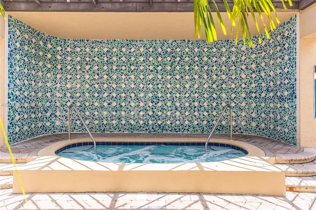 520 SE 5th Avenue 1707, Fort Lauderdale, FL 33301
