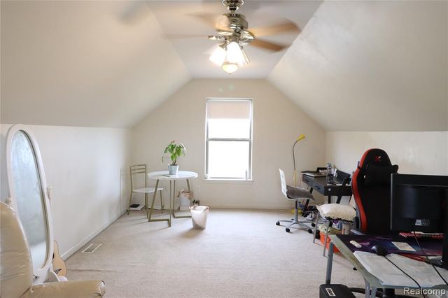 8376 Oak Ridge Drive, Goodrich, MI 48438