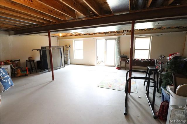 8376 Oak Ridge Drive, Goodrich, MI 48438