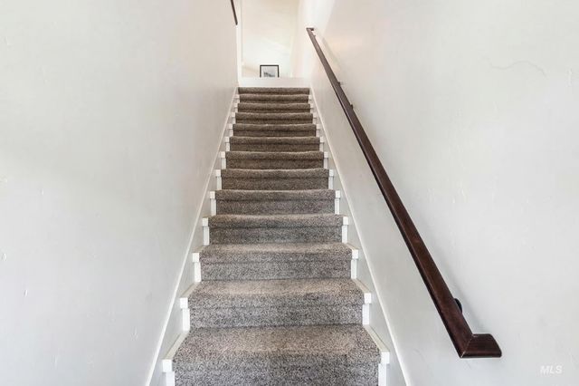 950 N Pine Brook Way, Star, ID 83669