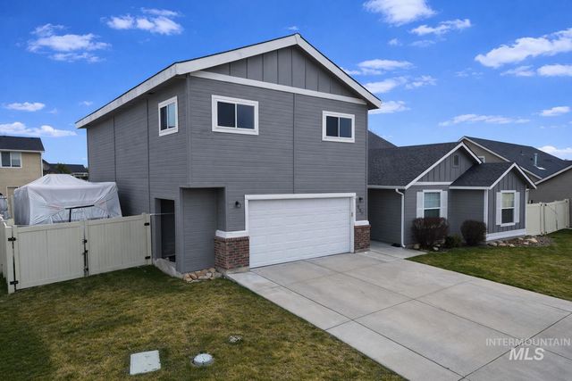 950 N Pine Brook Way, Star, ID 83669